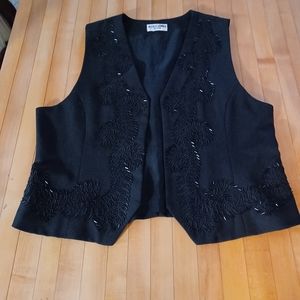 Alfred Dunnar vest
